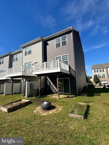 43671 WINTERBERRY WAY, California, MD 20619