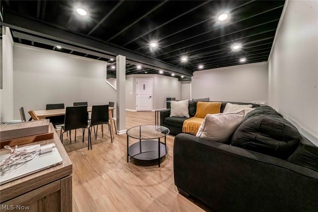 36246 Fortunato Drive, North Ridgeville, OH 44039