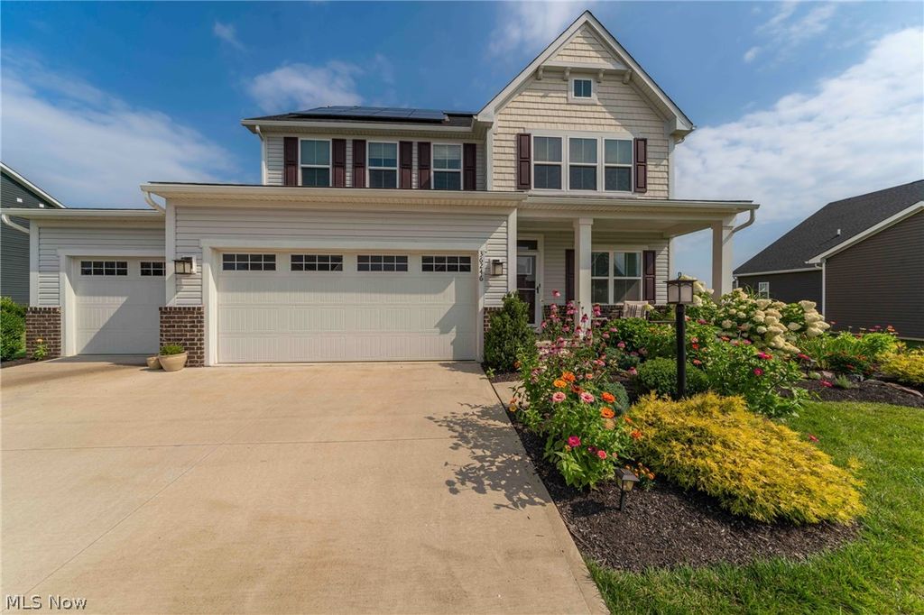 36246 Fortunato Drive, North Ridgeville, OH 44039