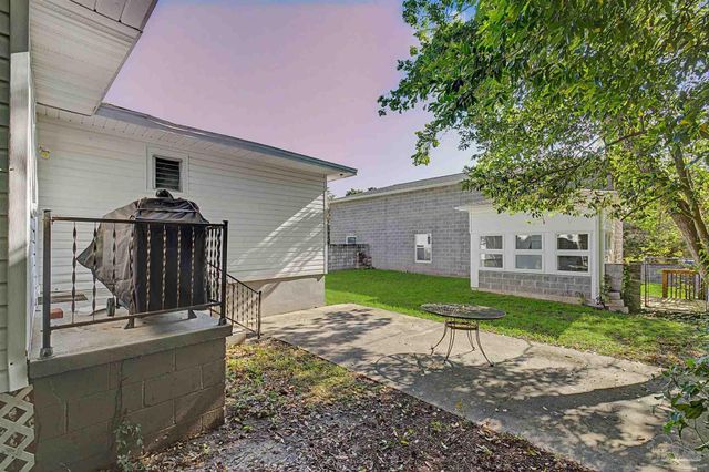 1713 Lee St, Pensacola, FL 32503