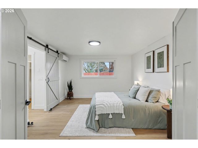 2175 Princeton Dr, Eugene, OR 97405