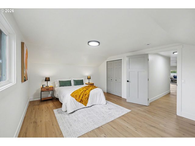 2175 Princeton Dr, Eugene, OR 97405