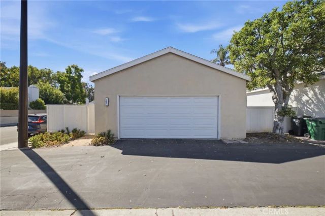 23 Spring Buck, Irvine, CA 92614