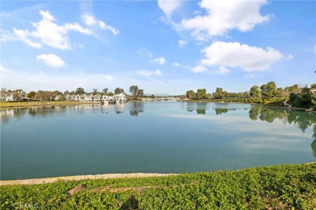 23 Spring Buck, Irvine, CA 92614