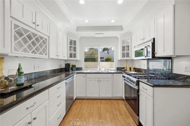23 Spring Buck, Irvine, CA 92614