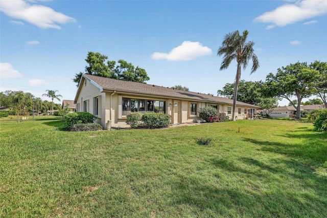 2322 LANCASTER DRIVE, Sun City Center, FL 33573