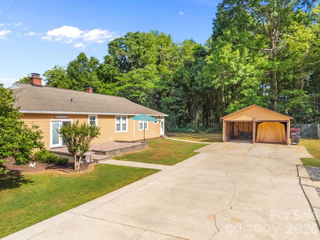 745 Dukeville Road, Salisbury, NC 28146