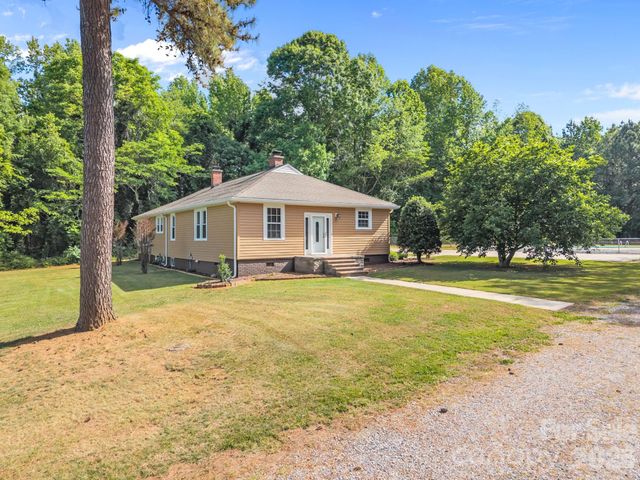 745 Dukeville Road, Salisbury, NC 28146