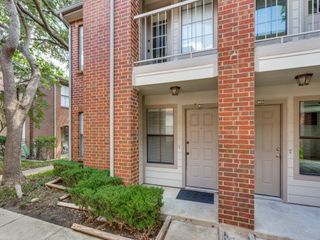 3253 Donnelly Circle 803, Fort Worth, TX 76107
