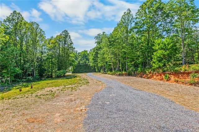 1100 Sandy Lane, Sandy Ridge, NC 27046