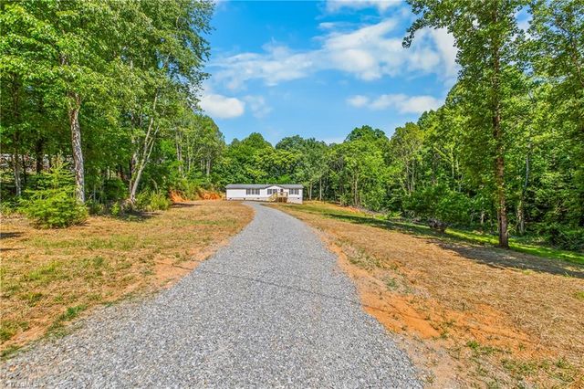 1100 Sandy Lane, Sandy Ridge, NC 27046