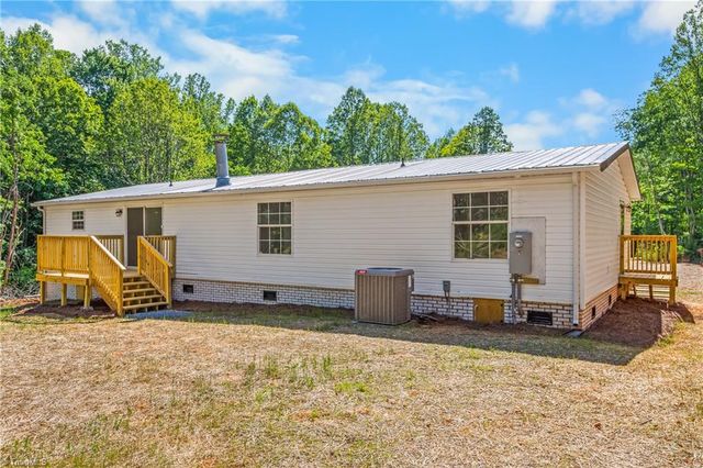 1100 Sandy Lane, Sandy Ridge, NC 27046