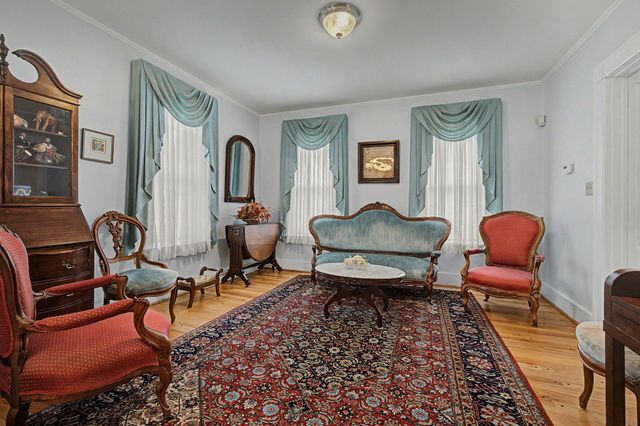 13 East St, Southampton, MA 01073