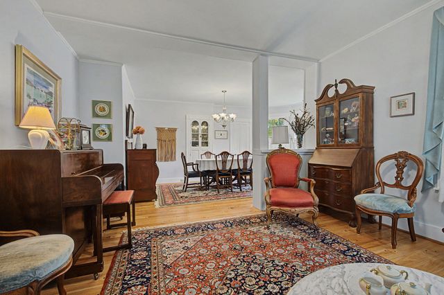 13 East St, Southampton, MA 01073