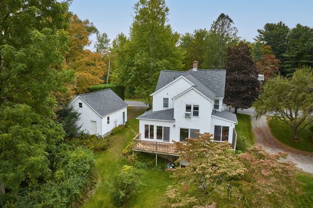 13 East St, Southampton, MA 01073