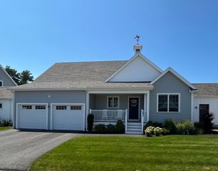 19 Fairway Landing, Carver, MA 02330