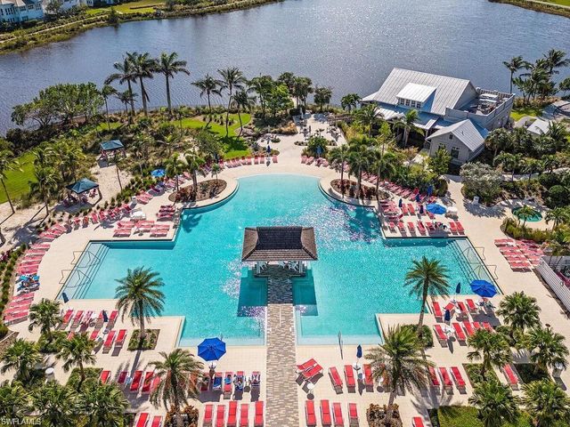 7022 Dominica DR, Naples, FL 34113