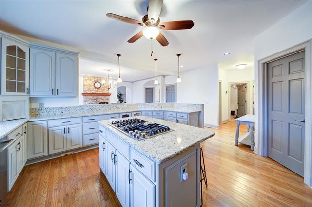 6462 Waterscape Ridge, Gainesville, GA 30506