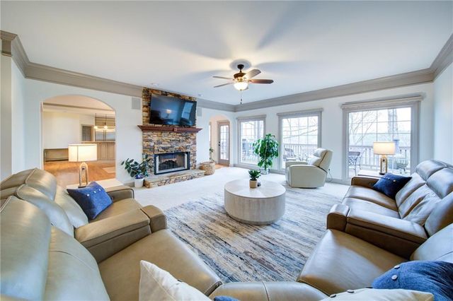 6462 Waterscape Ridge, Gainesville, GA 30506