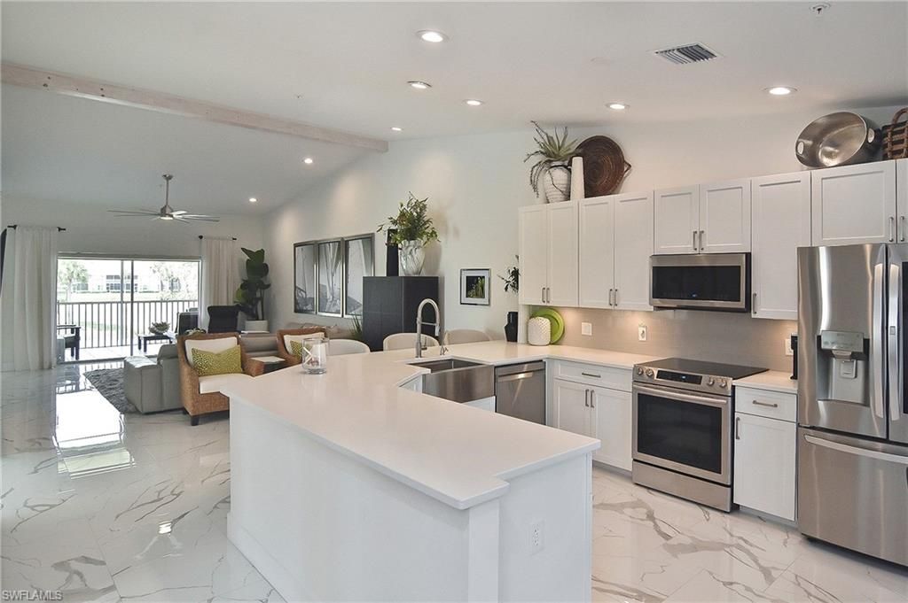 10235 Bismark Palm WAY 1521, FORT MYERS, FL 33966 — photo 2