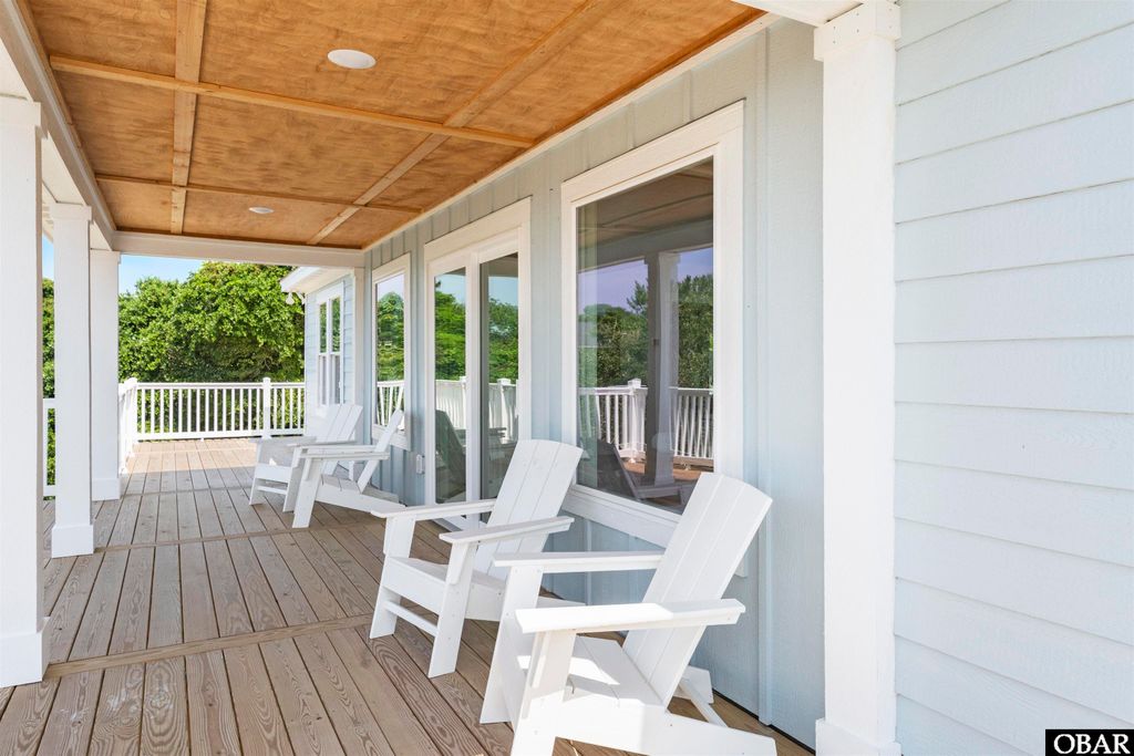Image 22 of property listing at 108 Pintail Drive, Duck, NC 27949
