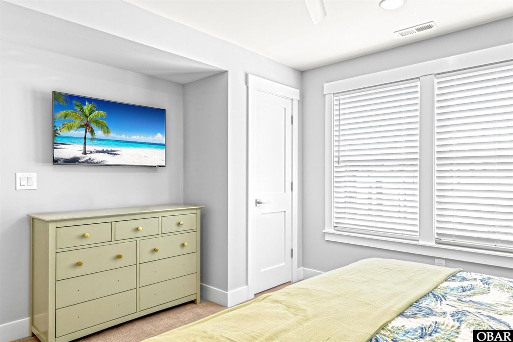 Image 33 of property listing at 108 Pintail Drive, Duck, NC 27949