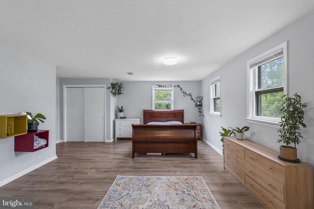 26001 FREDERICK RD, Clarksburg, MD 20871