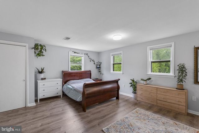 26001 FREDERICK RD, Clarksburg, MD 20871