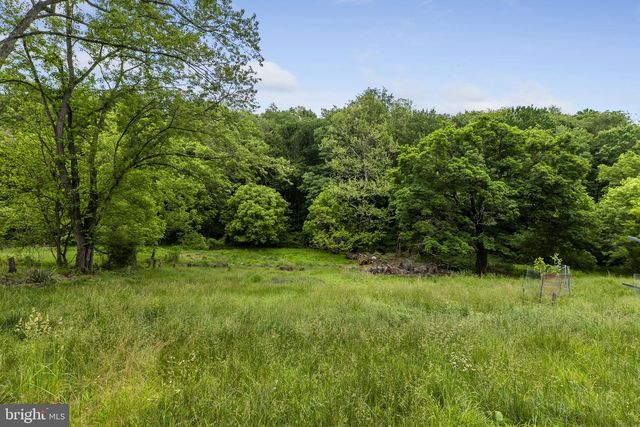 26001 FREDERICK RD, Clarksburg, MD 20871