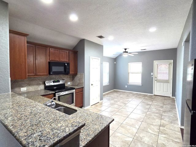 441 PRICKLY PEAR, Cibolo, TX 78108