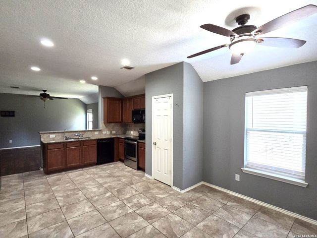 441 PRICKLY PEAR, Cibolo, TX 78108
