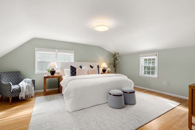 5 Sachem Rd, Needham, MA 02494