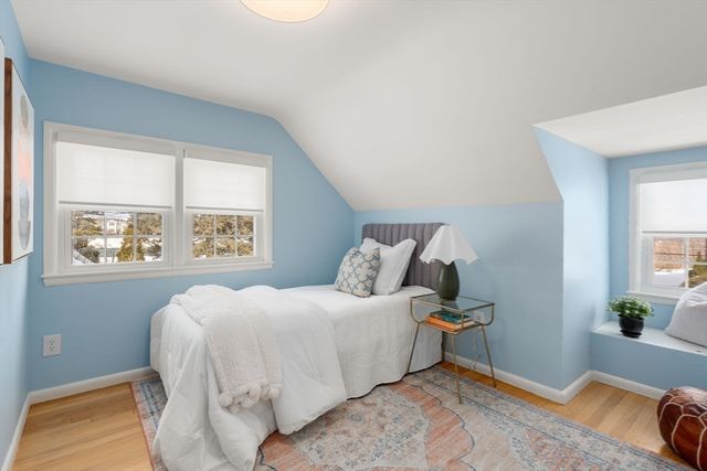 5 Sachem Rd, Needham, MA 02494