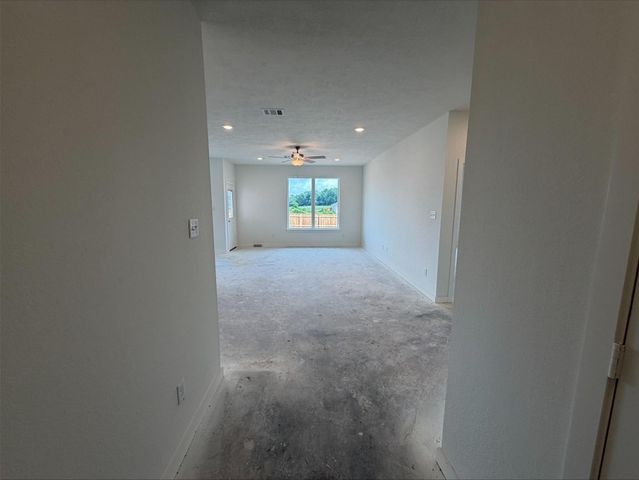 306 Rockbridge Drive, Huntsville, TX 77340