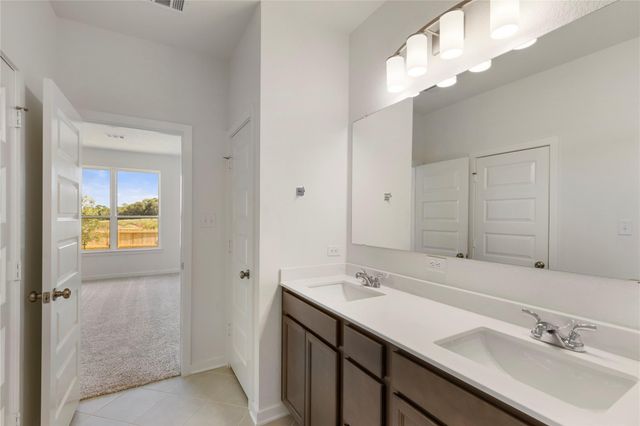 306 Rockbridge Drive, Huntsville, TX 77340