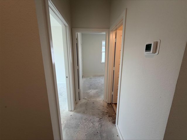 306 Rockbridge Drive, Huntsville, TX 77340