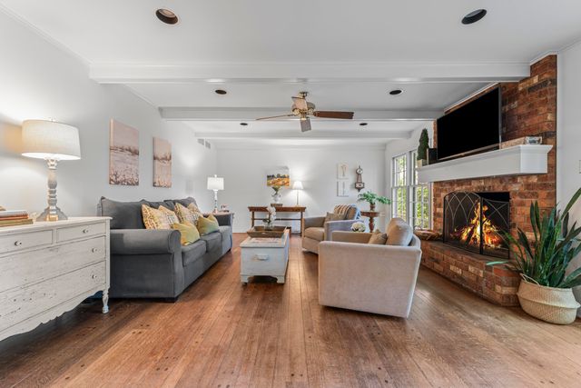 2264 FOREST GROVE CV, Memphis, TN 38119