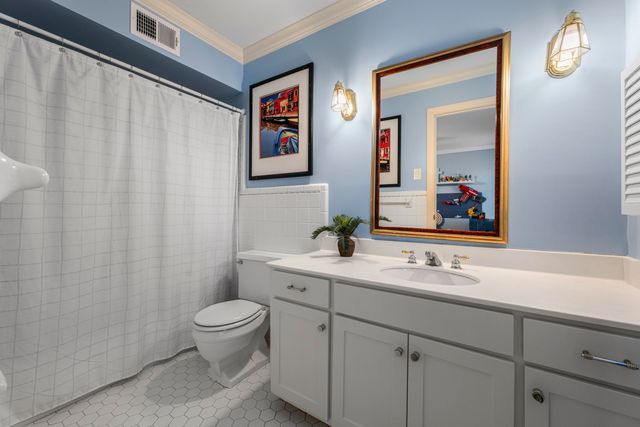 2264 FOREST GROVE CV, Memphis, TN 38119