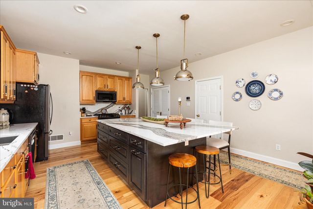 9513 MOONEN BAY LN, Bristow, VA 20136