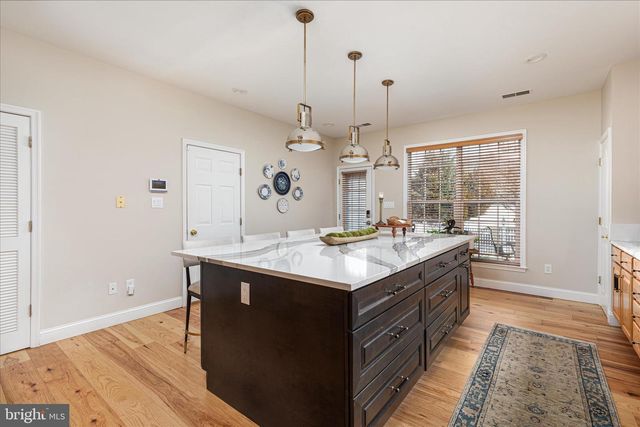 9513 MOONEN BAY LN, Bristow, VA 20136