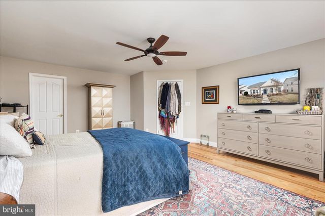 9513 MOONEN BAY LN, Bristow, VA 20136