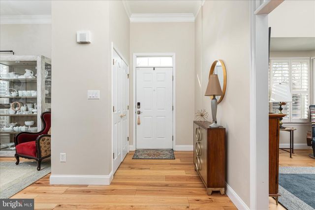 9513 MOONEN BAY LN, Bristow, VA 20136