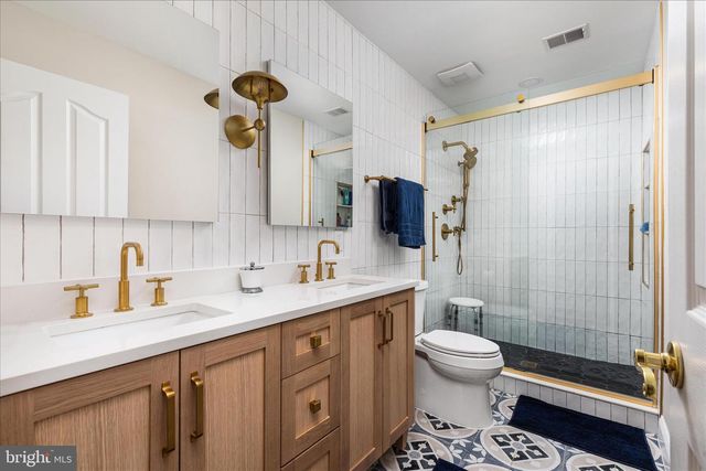 9513 MOONEN BAY LN, Bristow, VA 20136