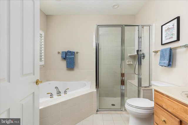 9513 MOONEN BAY LN, Bristow, VA 20136