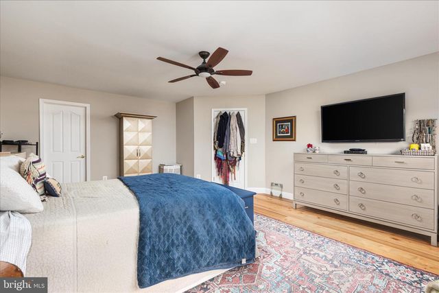 9513 MOONEN BAY LN, Bristow, VA 20136