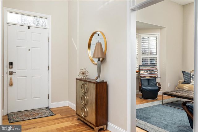 9513 MOONEN BAY LN, Bristow, VA 20136