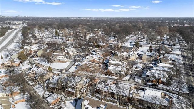 6242 Rosewood Street, Mission, KS 66205