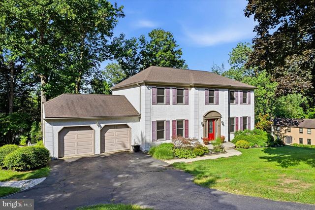 100 PARK LN, Glen Mills, PA 19342