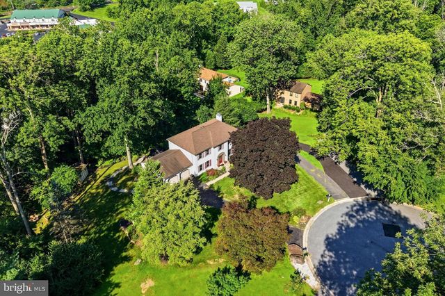 100 PARK LN, Glen Mills, PA 19342