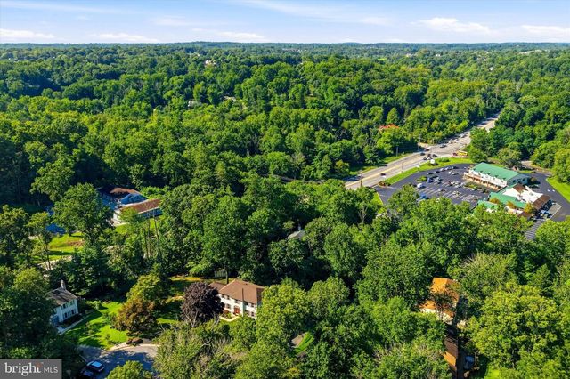 100 PARK LN, Glen Mills, PA 19342